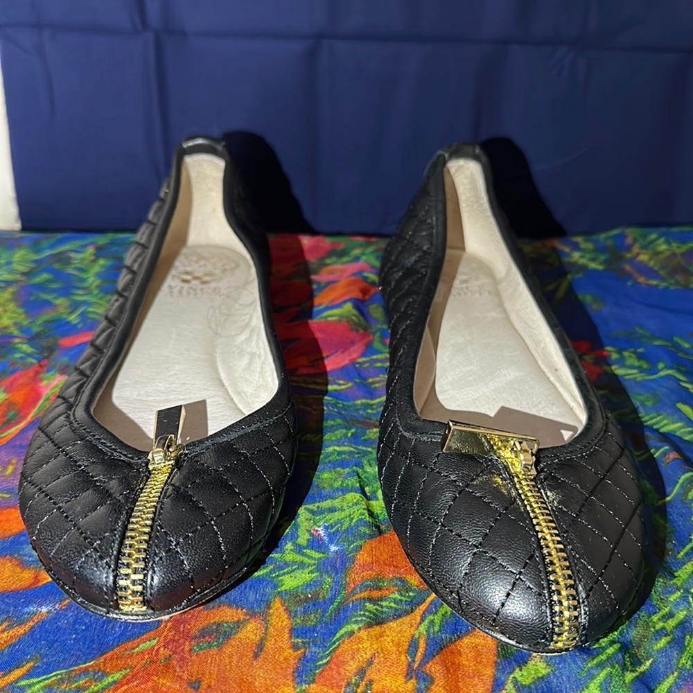 💫 Vince Camuto Flats 💫